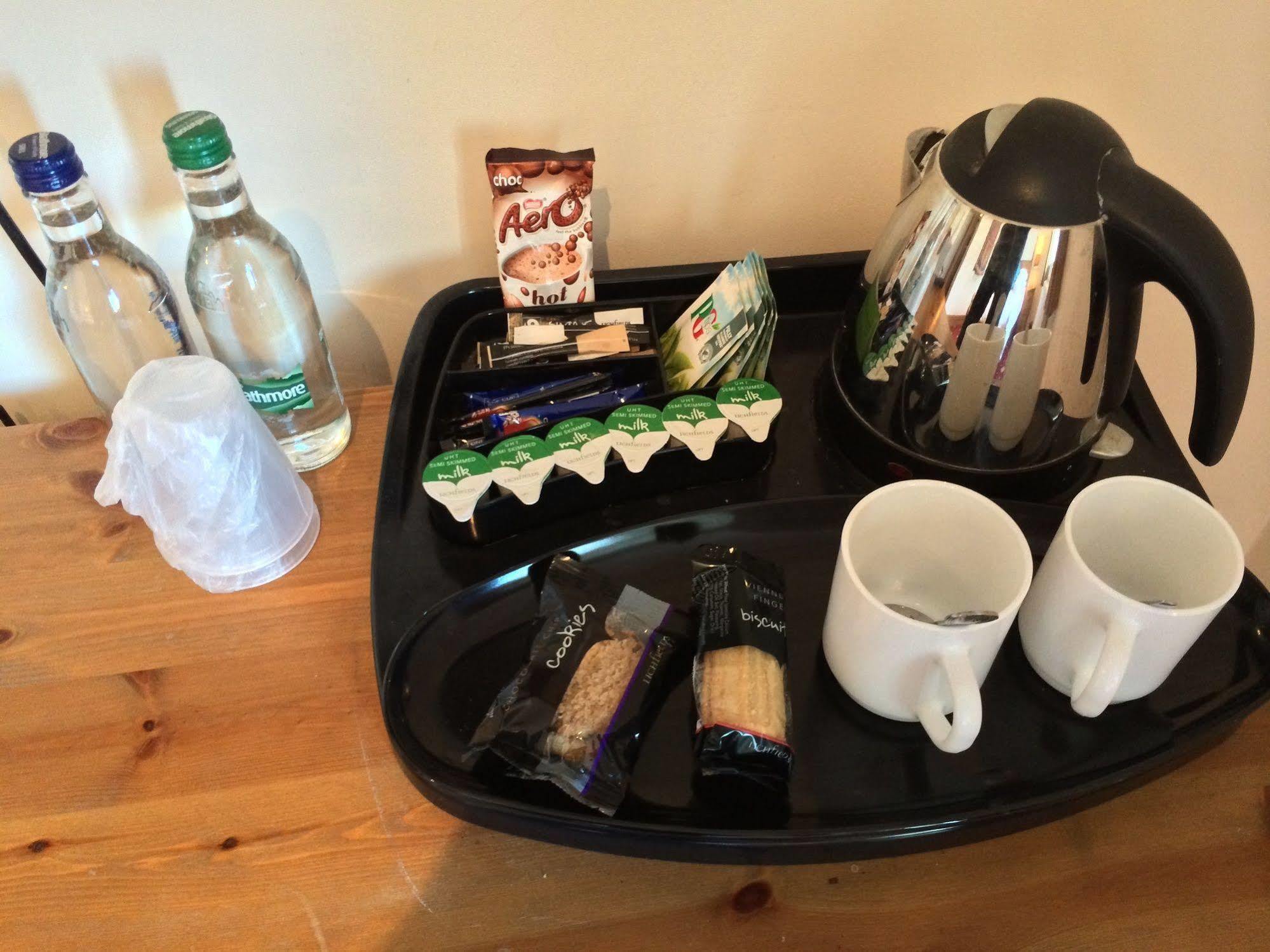 Hunters Lodge Inn Wincanton Eksteriør billede